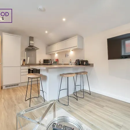 Festival Place Serviced Apartments by Redwood Stays Basingstoke Exterior photo